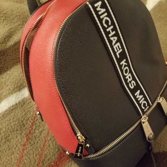 Backpack - Picture 3 of 3